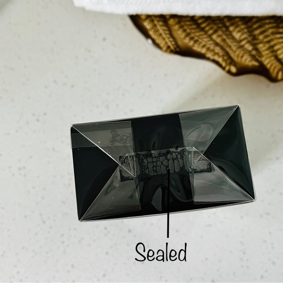 NIB Men’s Givenchy Gentleman Privee Reserve Eau de Parfum 2oz Luxury Cologne - Picture 3 of 5